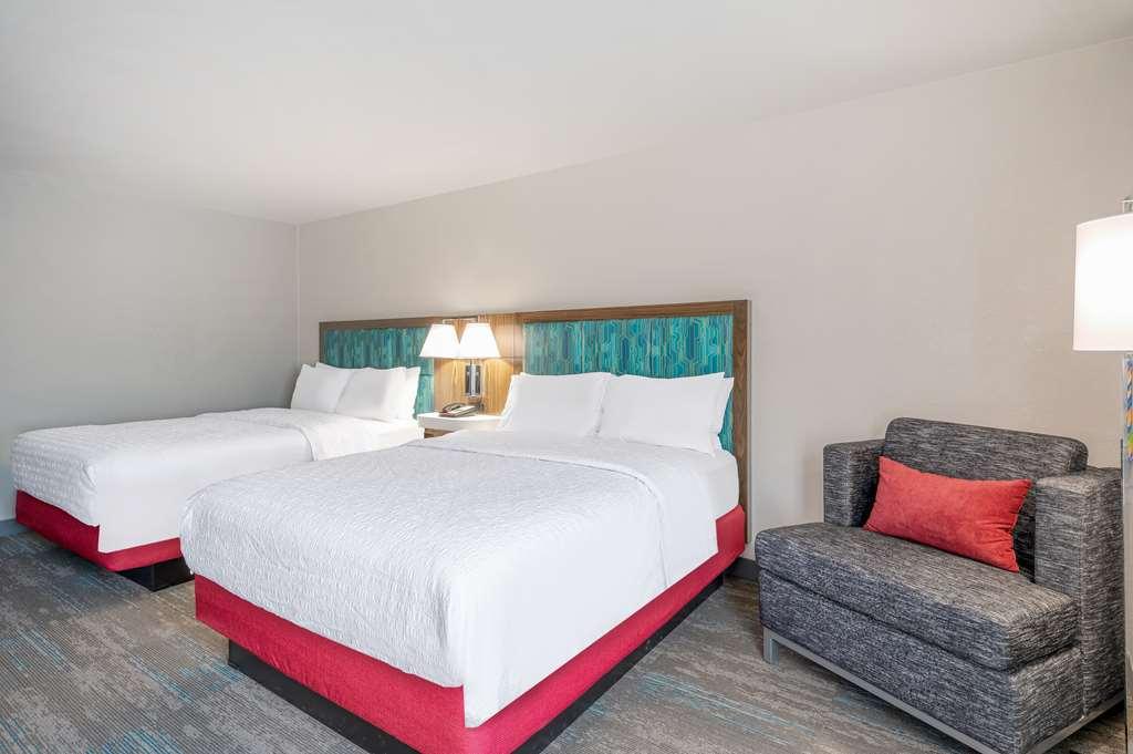 Hampton Inn New Philadelphia Quarto foto